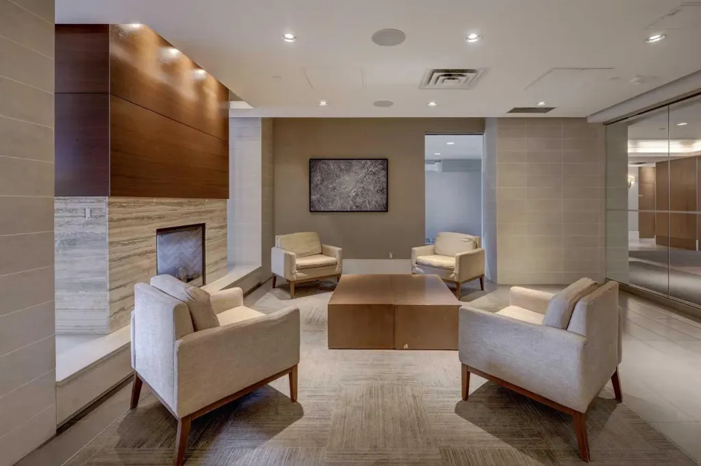 222 Riverfront Avenue SW Calgary AB T2P0X2