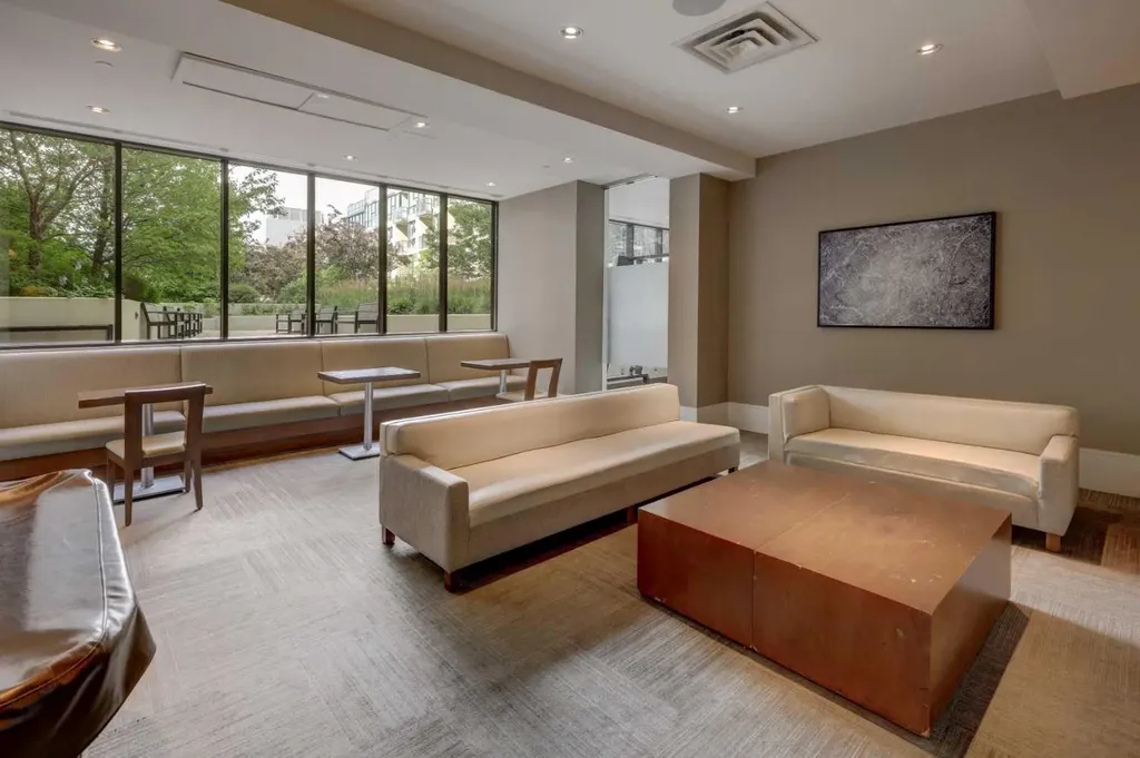 222 Riverfront Avenue SW Calgary AB T2P0X2