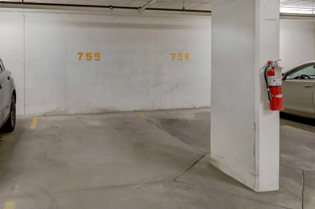 222 Riverfront Avenue SW Calgary AB T2P0X2