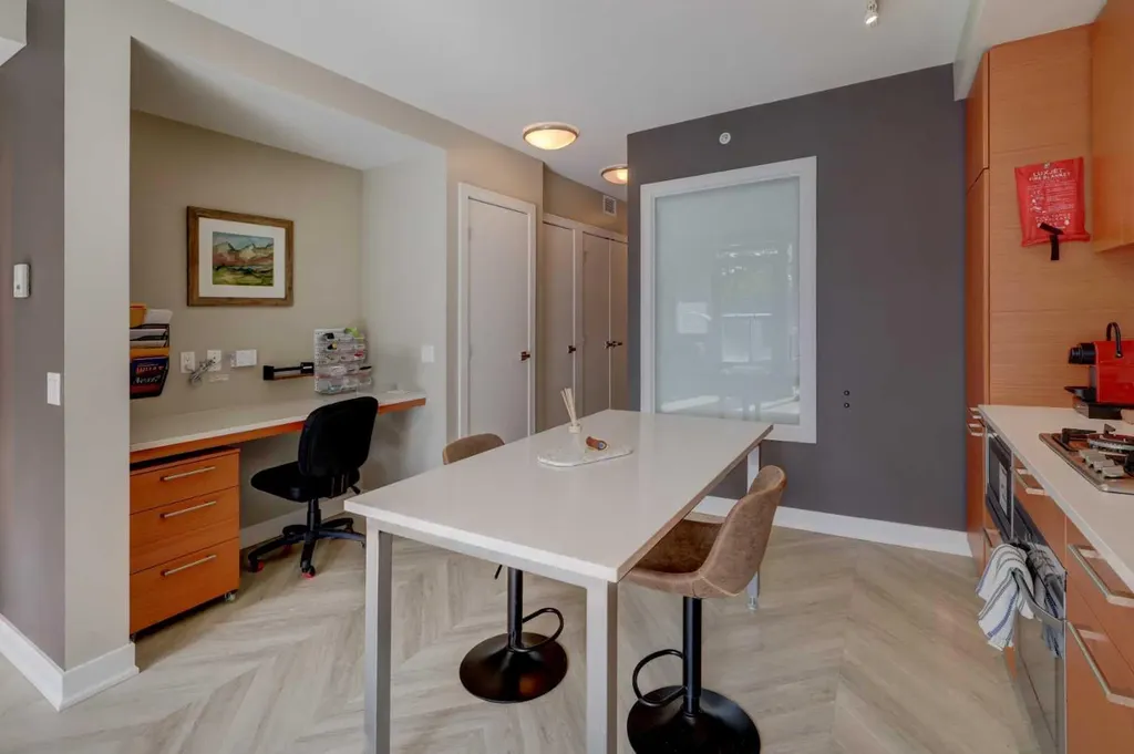 222 Riverfront Avenue SW Calgary AB T2P0X2