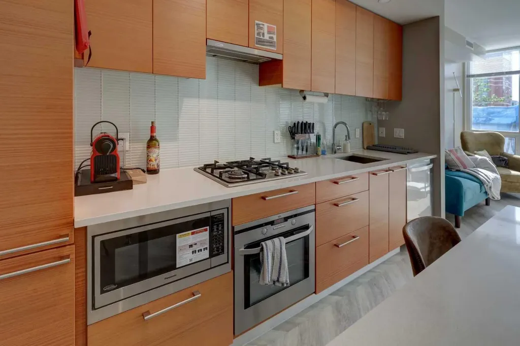 222 Riverfront Avenue SW Calgary AB T2P0X2