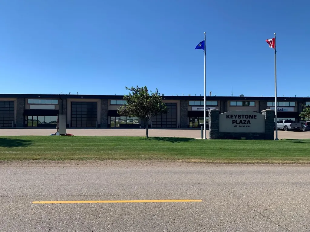 1771 30 Street SW Medicine Hat AB T1B 3N5