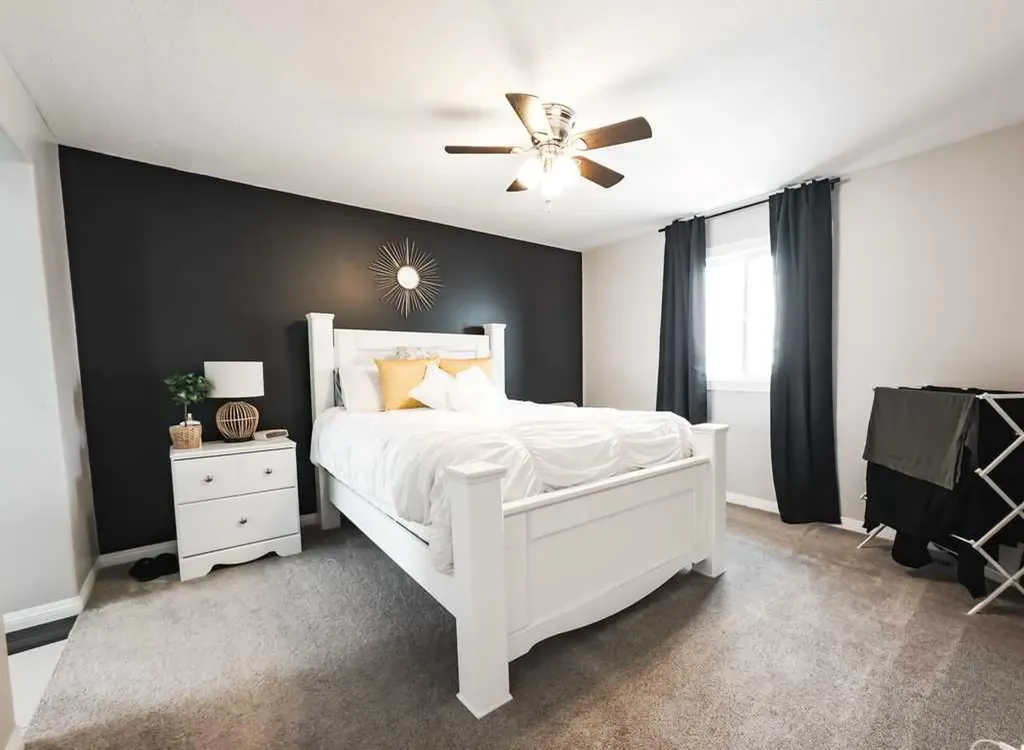 10705 101 Avenue La Crete AB T0H2H0