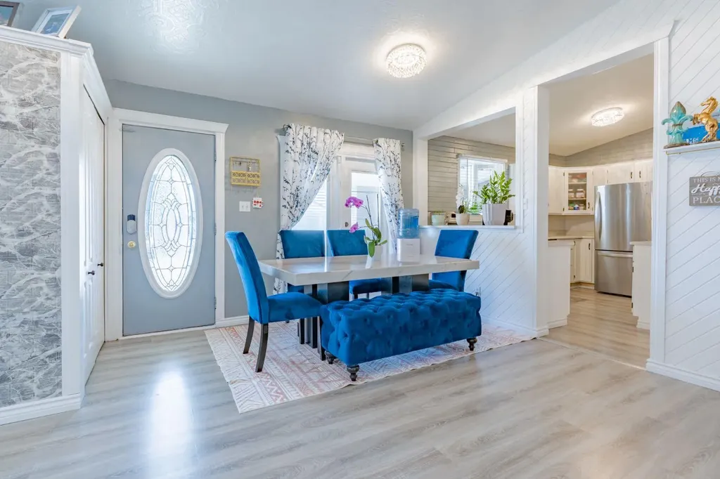 2898 Dunmore Road SE Medicine Hat AB T1A 2A5