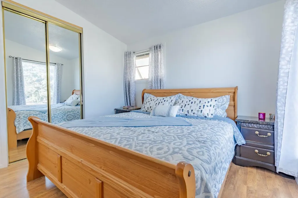 2898 Dunmore Road SE Medicine Hat AB T1A 2A5