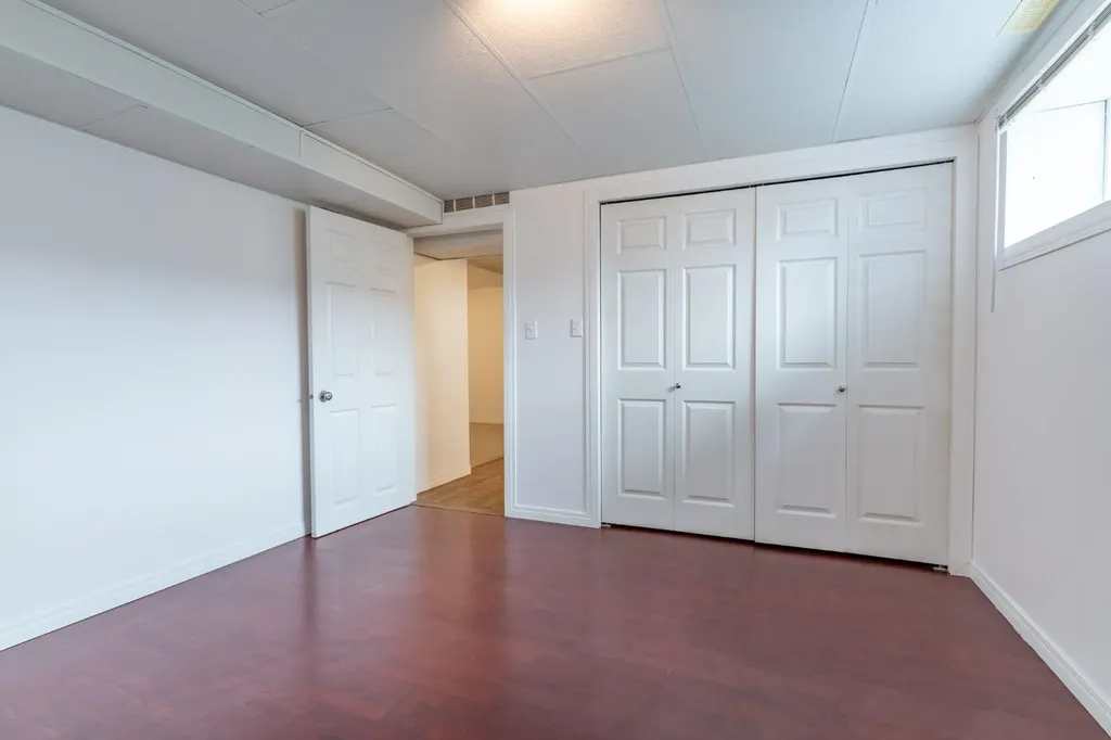 2898 Dunmore Road SE Medicine Hat AB T1A 2A5
