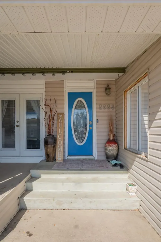 2898 Dunmore Road SE Medicine Hat AB T1A 2A5