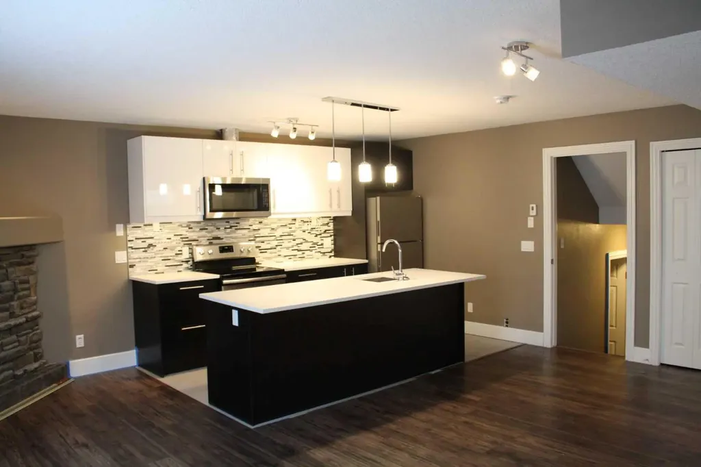 37 Chaparral Ridge Link SE Calgary AB T2X3M7