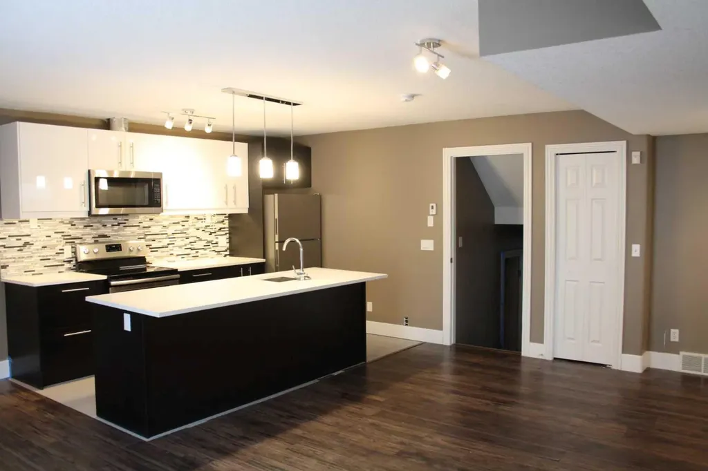 37 Chaparral Ridge Link SE Calgary AB T2X3M7