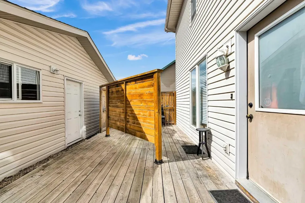 37 Chaparral Ridge Link SE Calgary AB T2X3M7