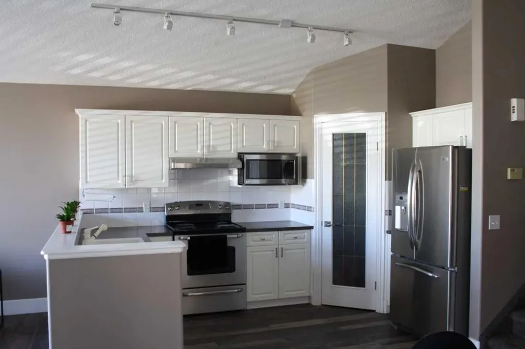 37 Chaparral Ridge Link SE Calgary AB T2X3M7