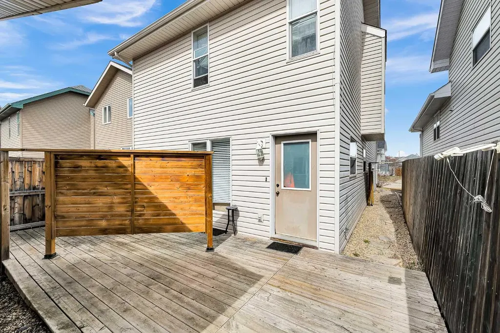 37 Chaparral Ridge Link SE Calgary AB T2X3M7