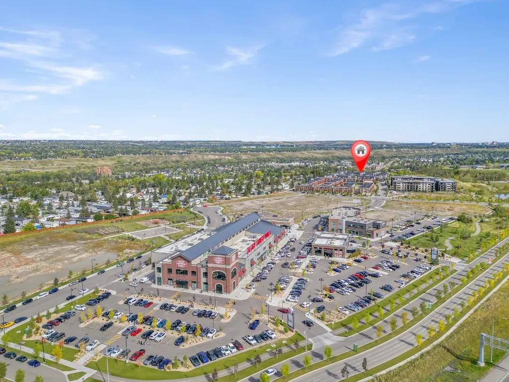 516 Greenbriar Common NW Calgary AB T3B 6J3