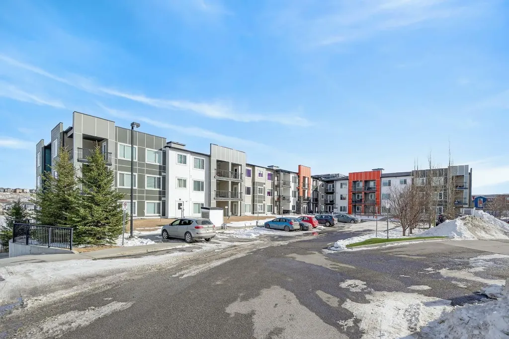 4 Sage Hill Terrace NW Calgary AB T3R0W4