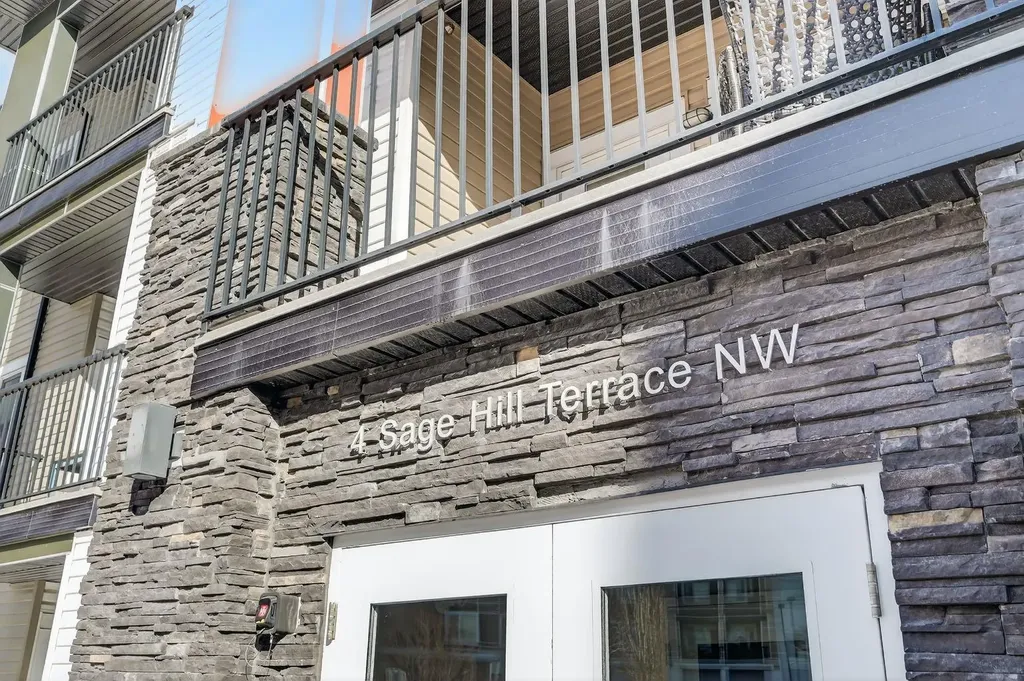4 Sage Hill Terrace NW Calgary AB T3R0W4