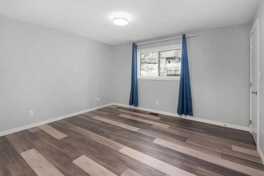 51 Woodmont Road SW Calgary AB T2W 4L6