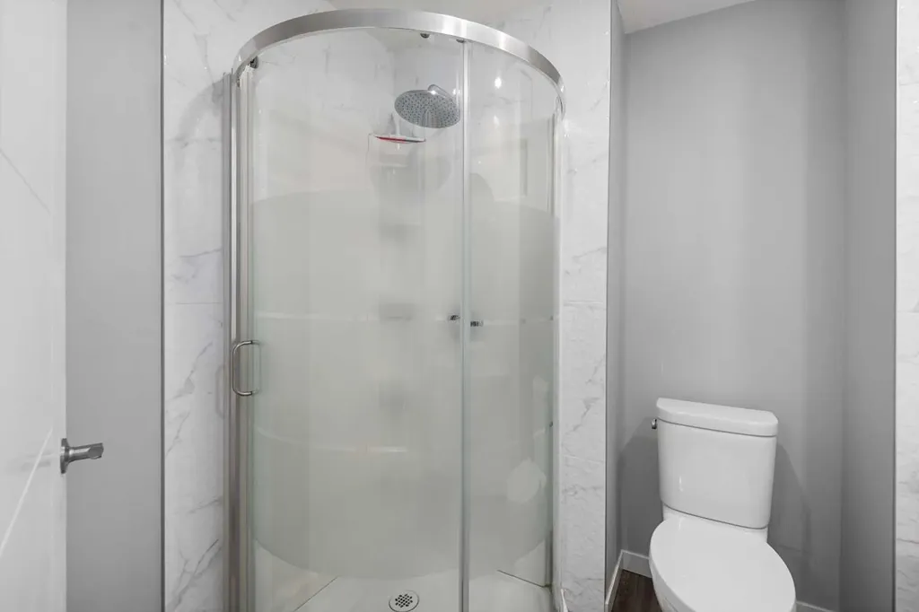 51 Woodmont Road SW Calgary AB T2W 4L6