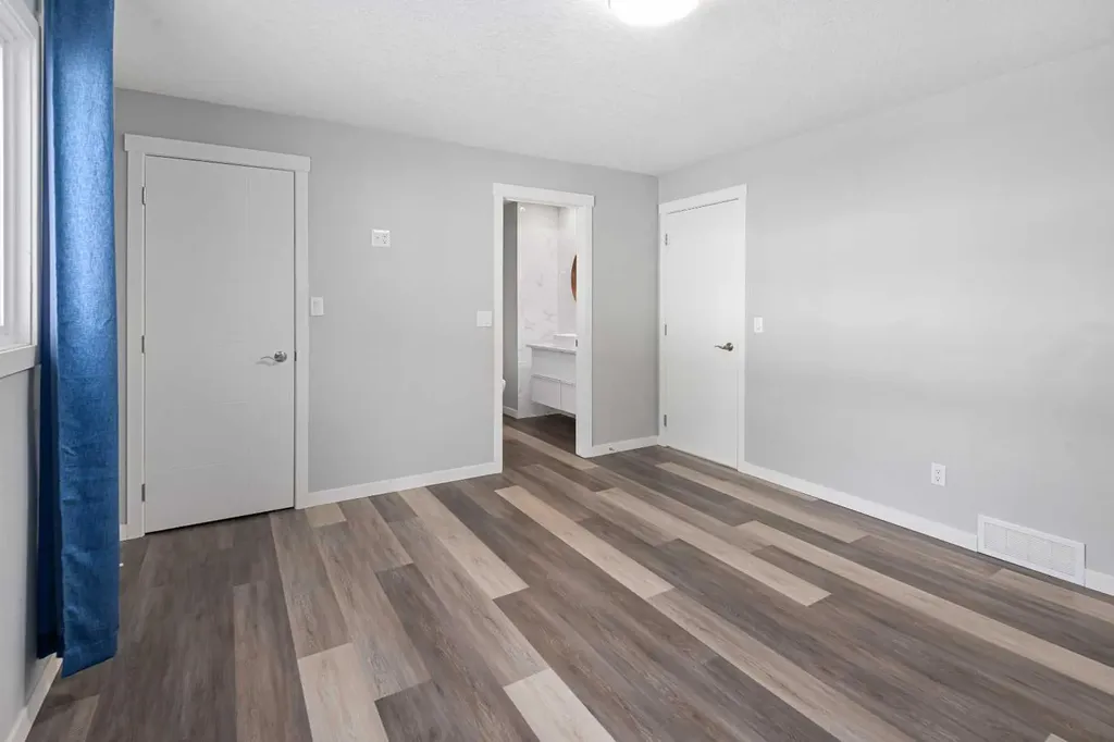 51 Woodmont Road SW Calgary AB T2W 4L6