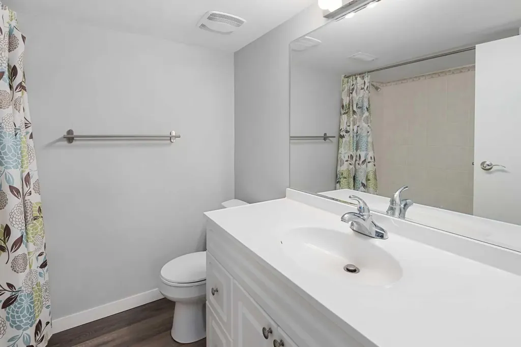 51 Woodmont Road SW Calgary AB T2W 4L6