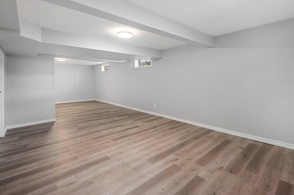 51 Woodmont Road SW Calgary AB T2W 4L6
