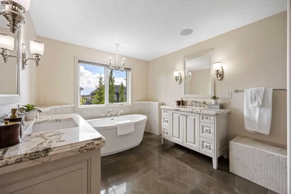 108 Aspen Summit Circle SW Calgary AB T3H 0Z6