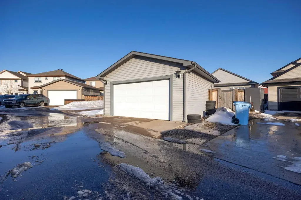 104 Grebe Road Fort Mcmurray AB T9K0S2
