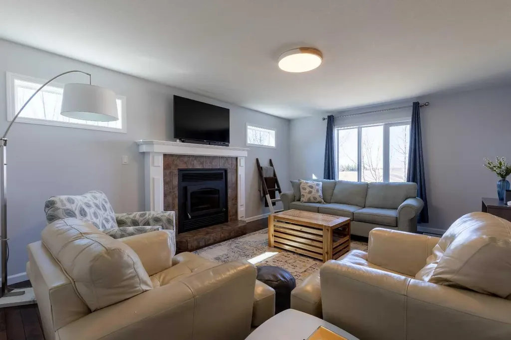 338 Deer Run Place W Rural Lethbridge County AB T1J 5R8