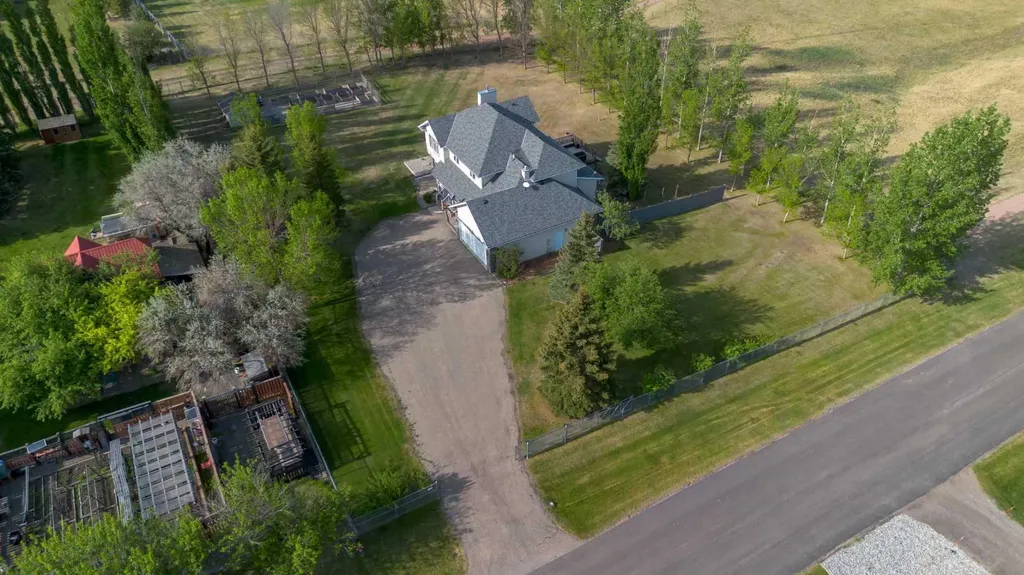 338 Deer Run Place W Rural Lethbridge County AB T1J 5R8