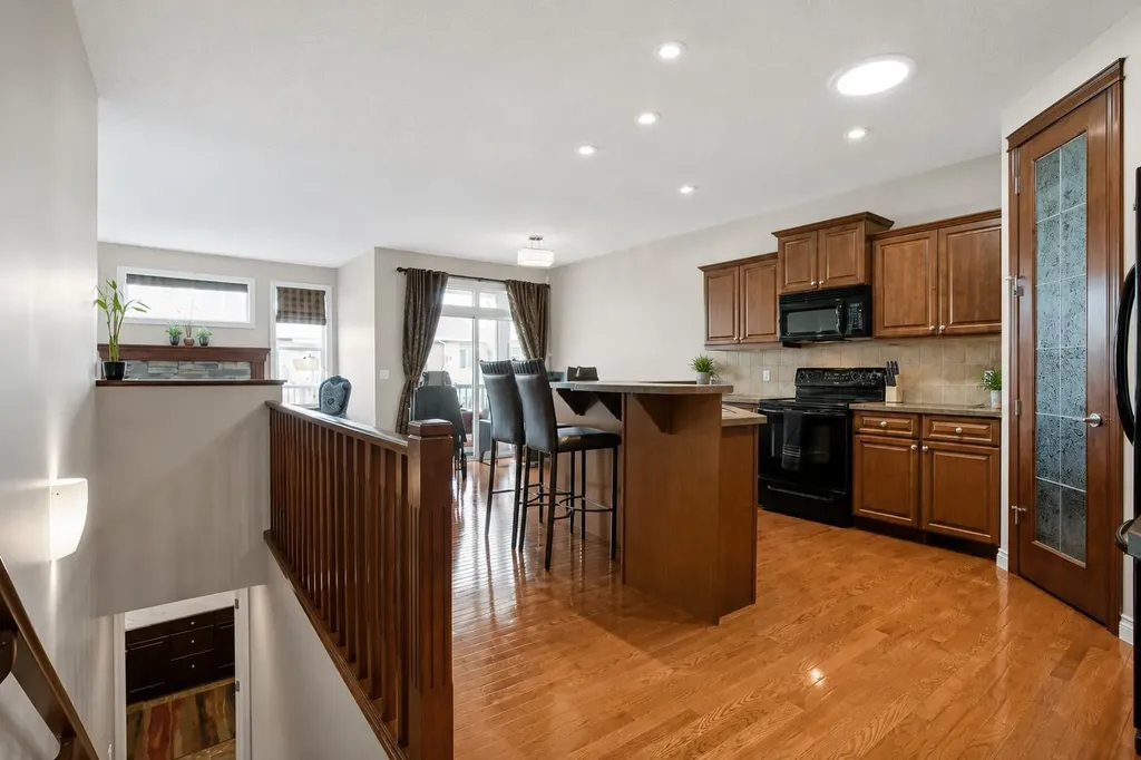 1907 Riverside Drive NW High River AB T1V 0A6