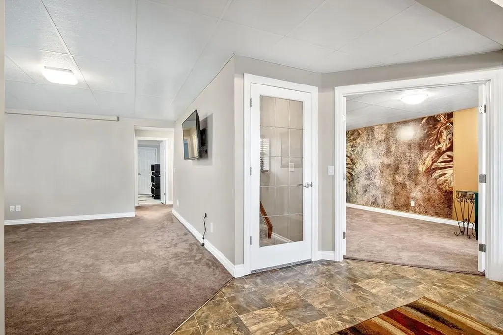 1907 Riverside Drive NW High River AB T1V 0A6