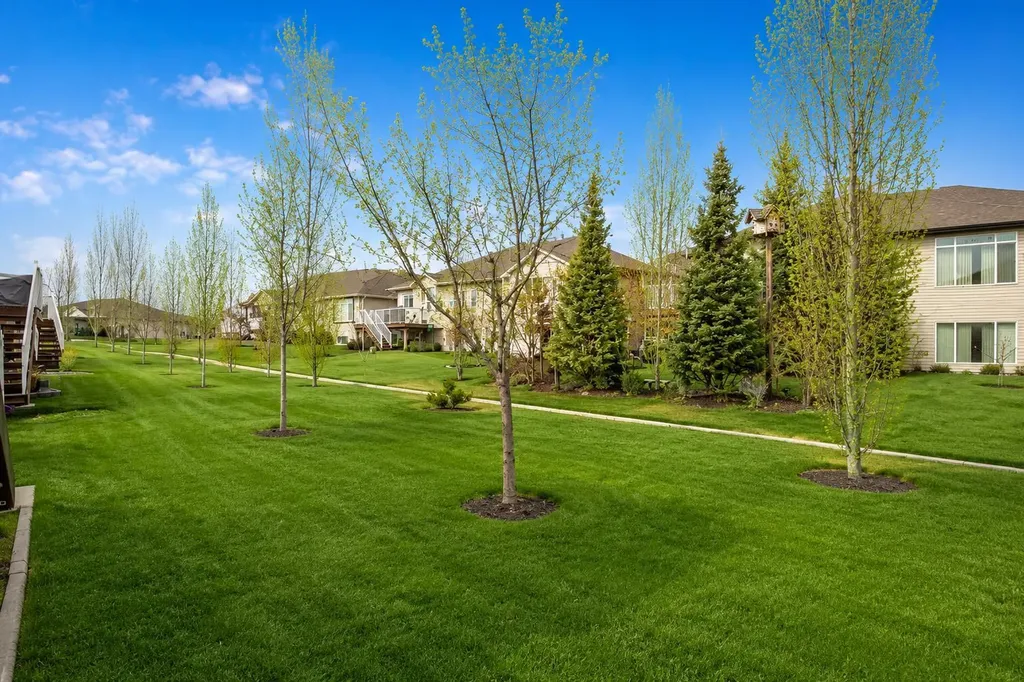 1907 Riverside Drive NW High River AB T1V 0A6