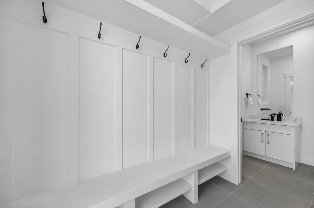 3114 4a Street NW Calgary AB T2M 3B4