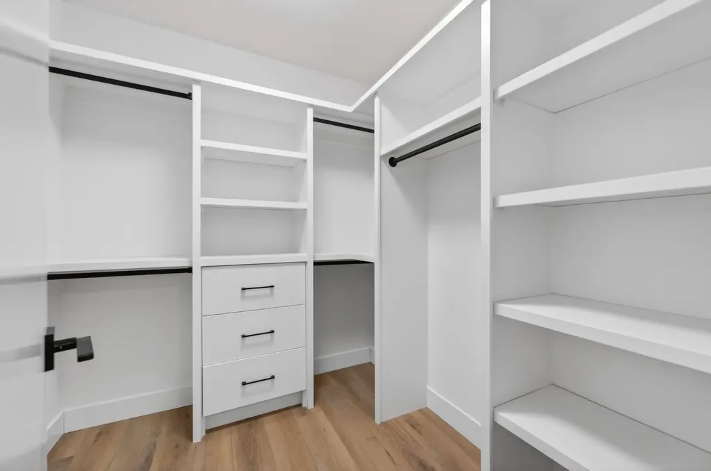 3114 4a Street NW Calgary AB T2M 3B4