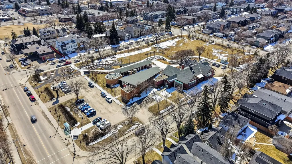 3114 4a Street NW Calgary AB T2M 3B4