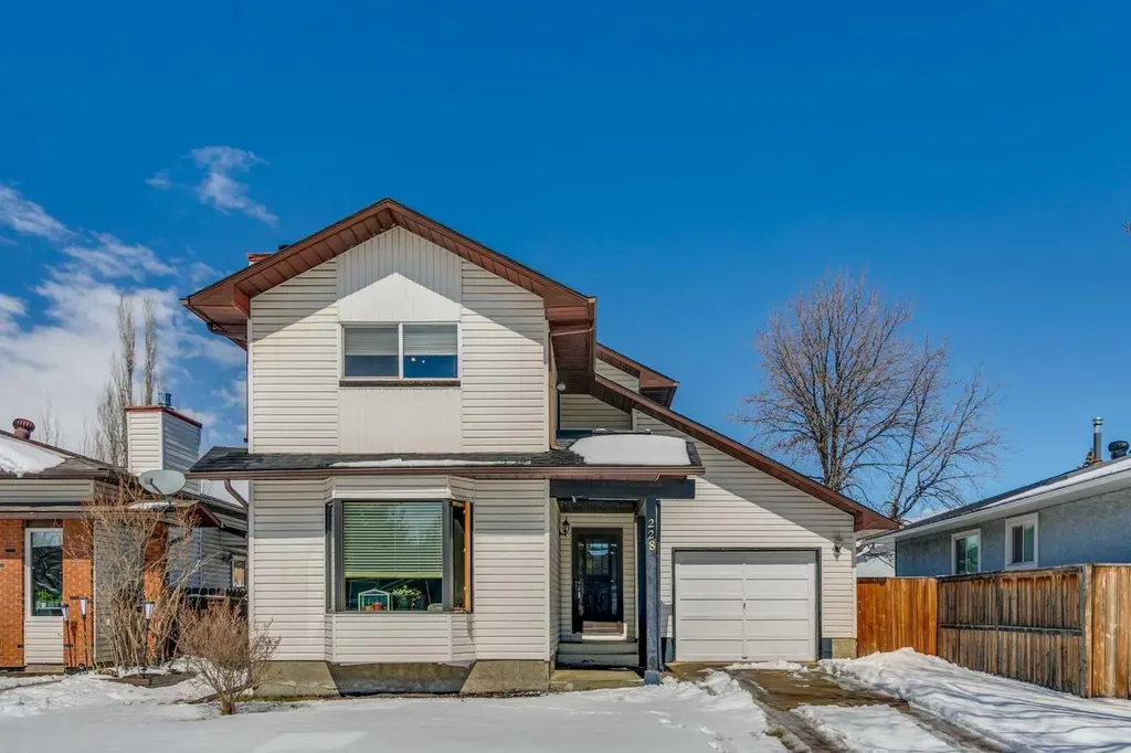 228 Marquis Place SE Airdrie AB T4A 1Y4