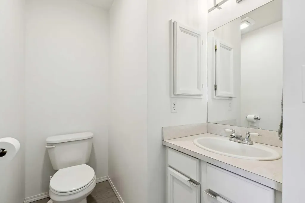 228 Marquis Place SE Airdrie AB T4A 1Y4