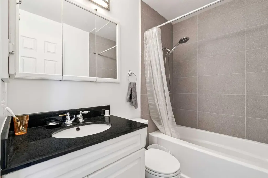 228 Marquis Place SE Airdrie AB T4A 1Y4