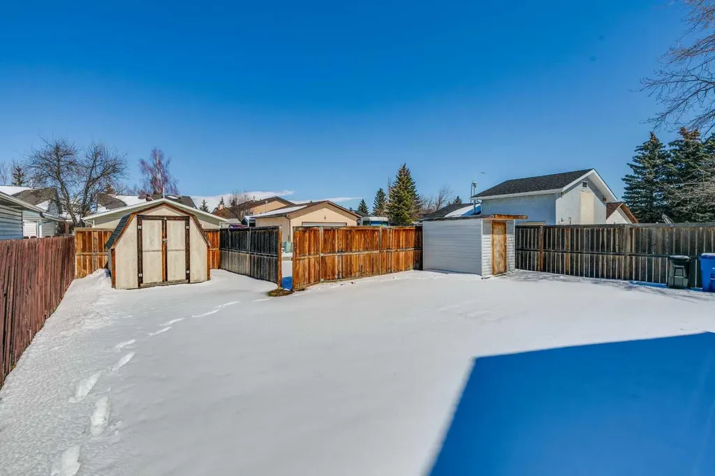 228 Marquis Place SE Airdrie AB T4A 1Y4