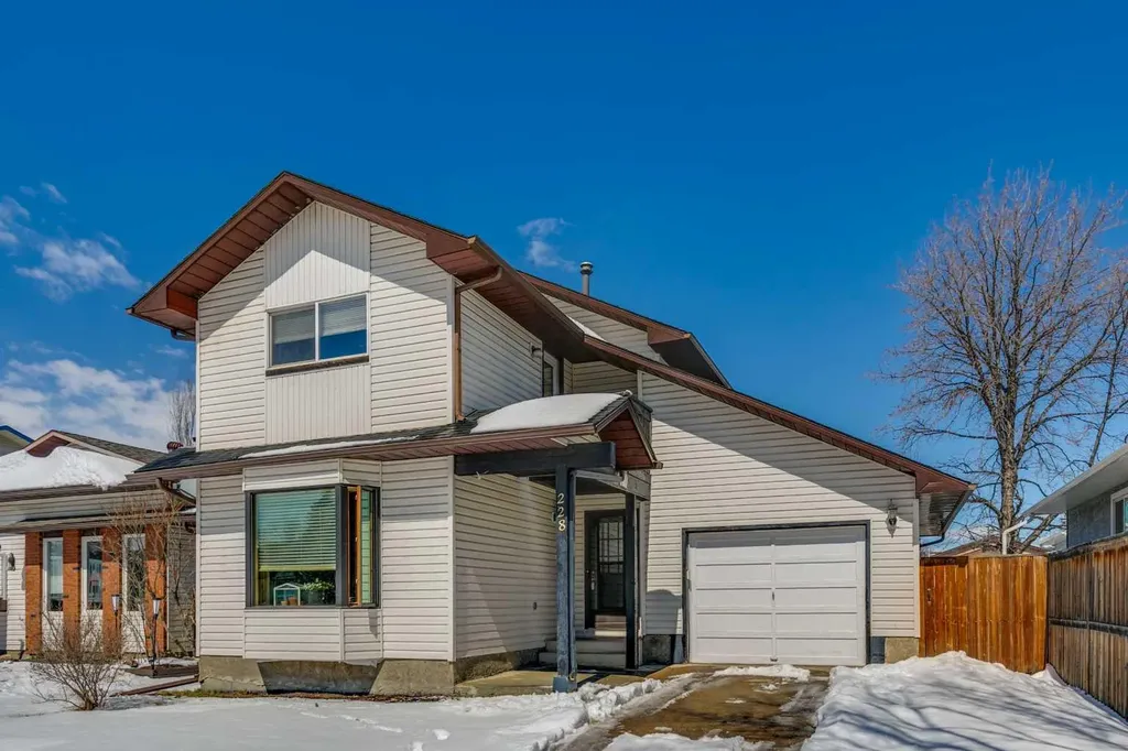 228 Marquis Place SE Airdrie AB T4A 1Y4