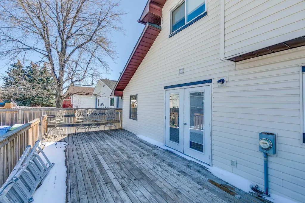 228 Marquis Place SE Airdrie AB T4A 1Y4