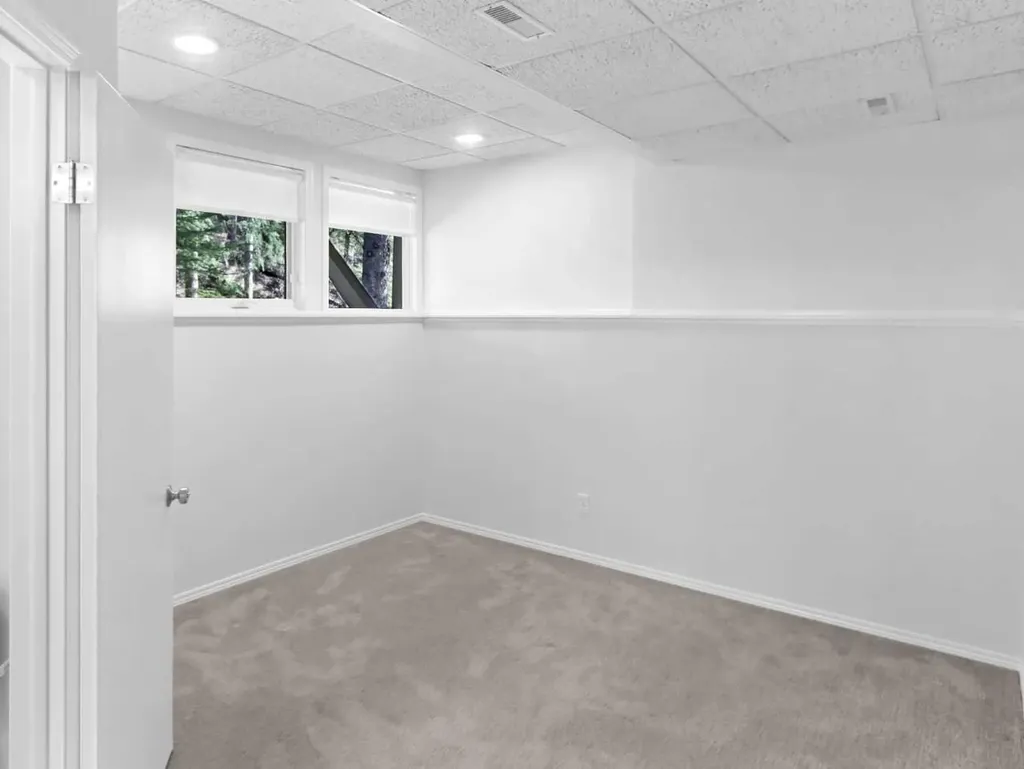 242 Benchlands Terrace Canmore AB T1W1E9