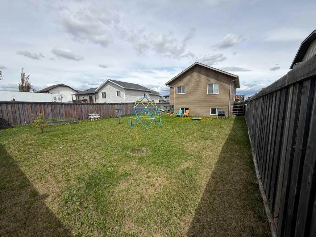 9520 92 Street Wembley AB T0H 3S0