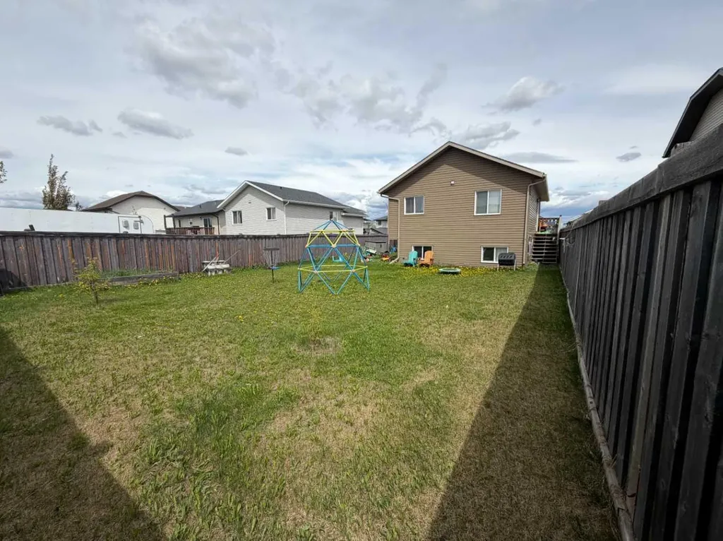 9520 92 Street Wembley AB T0H 3S0