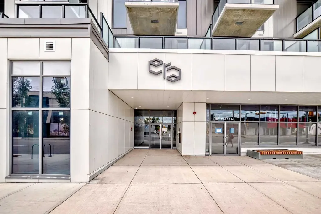 123 4 Street NE Calgary AB T2E 8K3