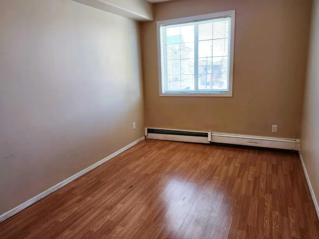 5117 50 Street Lloydminster AB T9V 0M7
