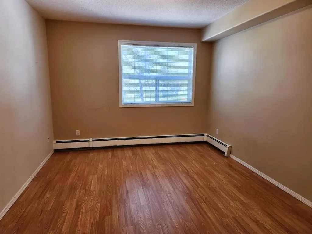 5117 50 Street Lloydminster AB T9V 0M7