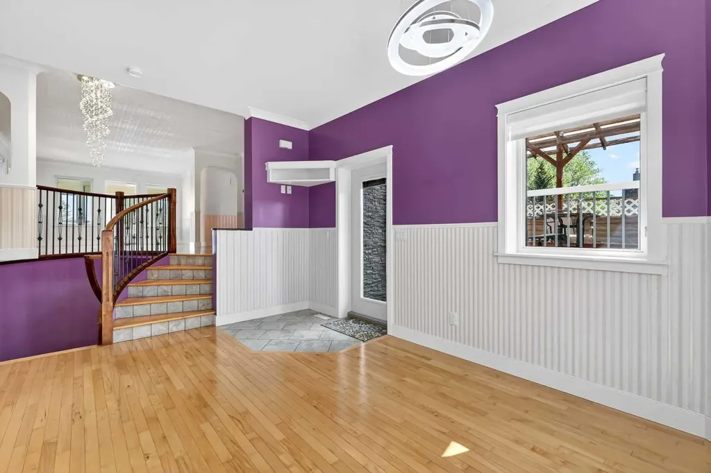1212 15 Avenue Didsbury AB T0M 0S0