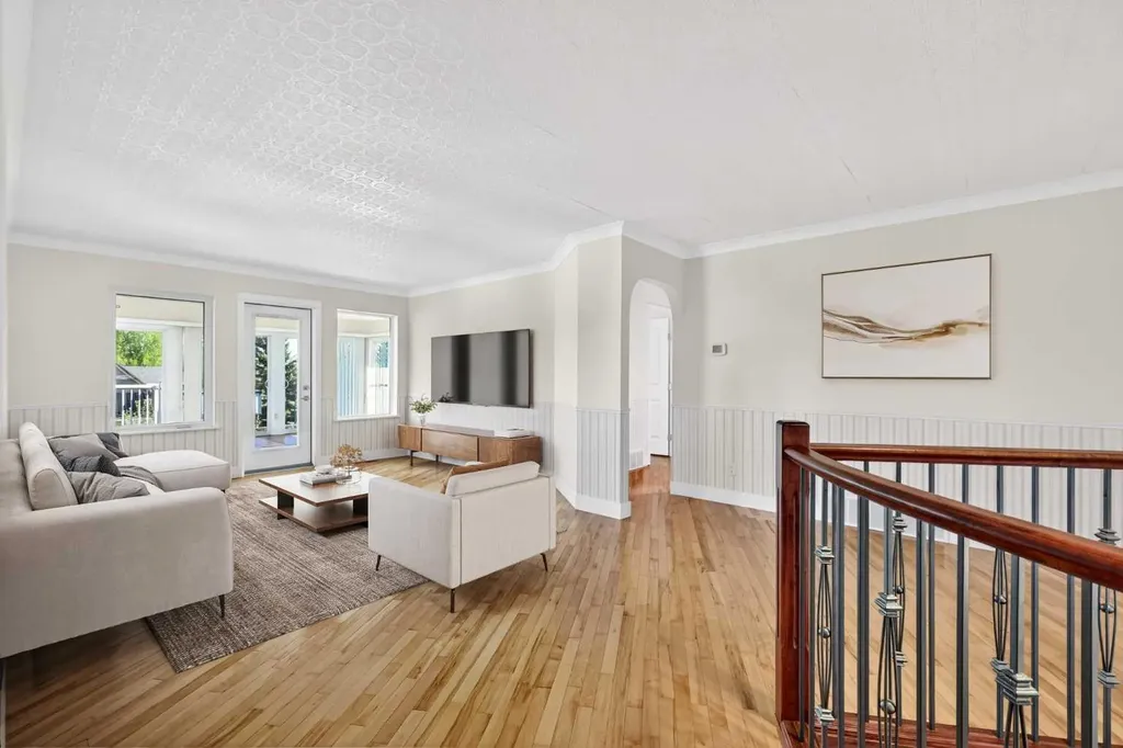 1212 15 Avenue Didsbury AB T0M 0S0