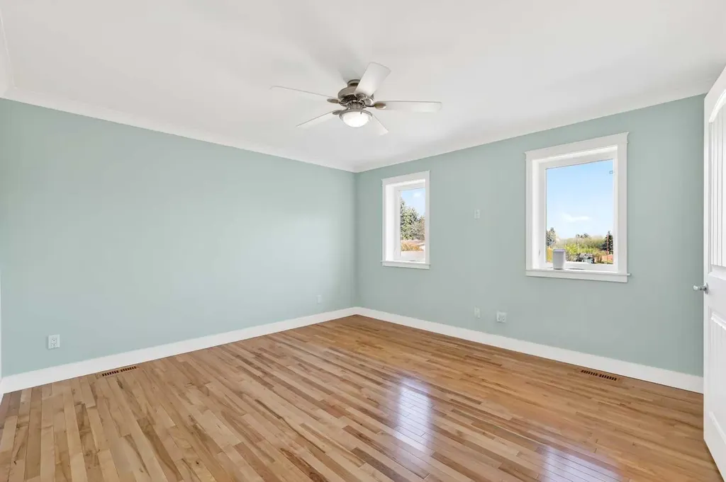 1212 15 Avenue Didsbury AB T0M 0S0