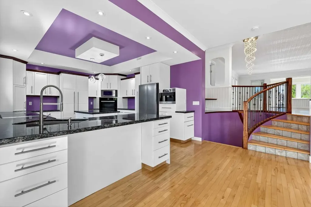 1212 15 Avenue Didsbury AB T0M 0S0